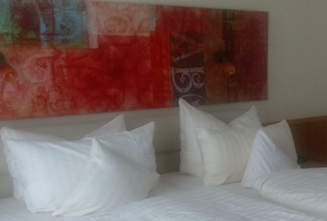 Arador-City Hotel Bad Oeynhausen Bagian luar foto
